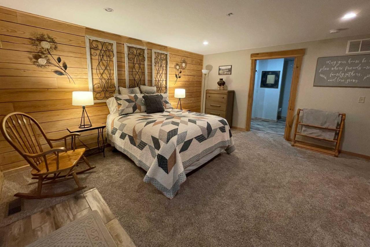 Quiet Hollister Cabin Walk To Lake Taneycomo Exterior foto